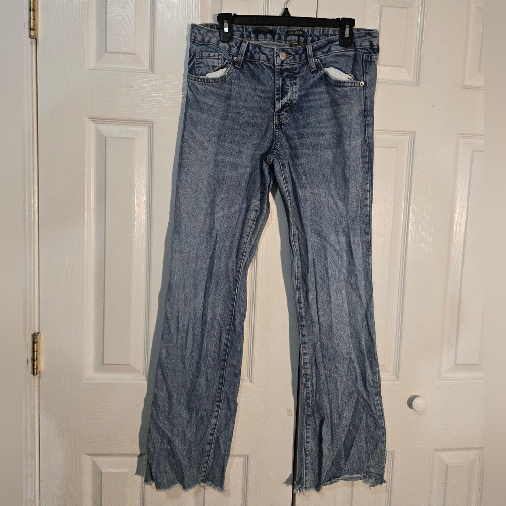 Low-Rise Bootcut Jeans 8